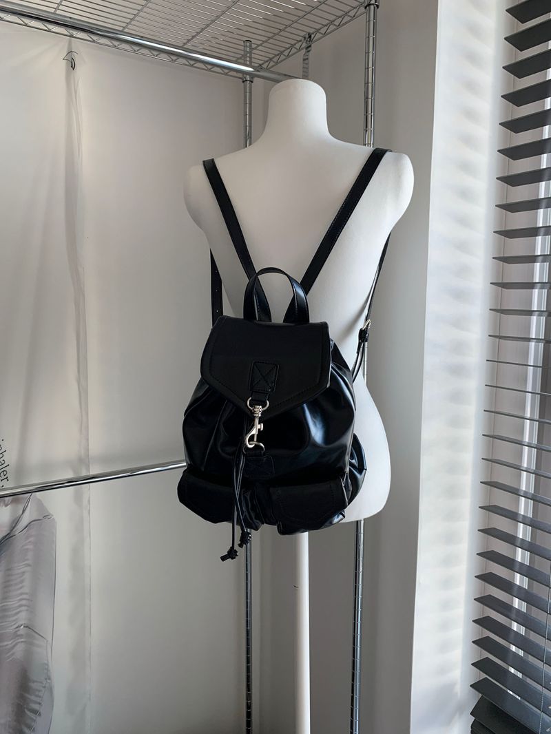 Kitten（キッテン）の「リズリーミニバックパック（ワンカラー）（バッグ）」