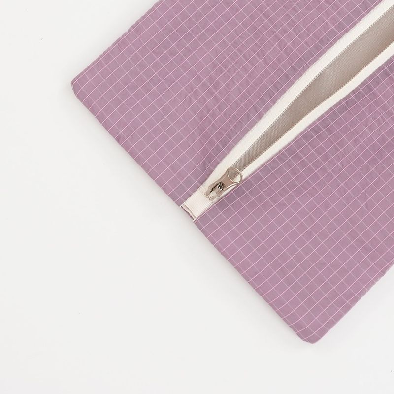 Nylon strap pouch 
