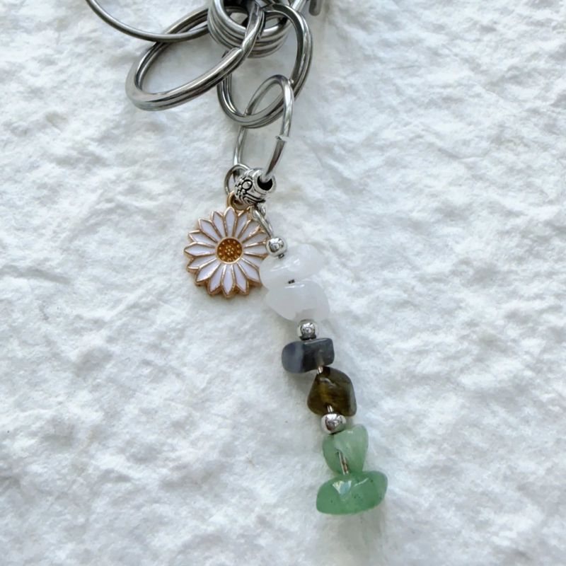 Vintage Spring Charm Clip