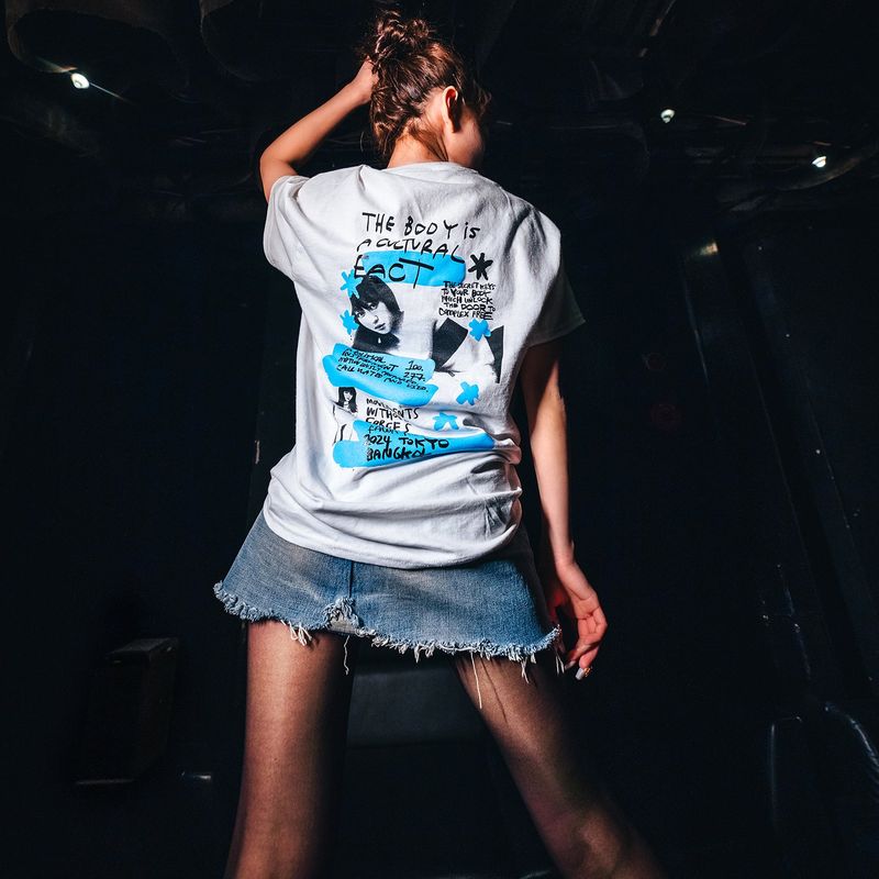 PRESTIGE APPAREL（プレステージアパレル）の「fAWA x PRESTIGE “ユー” 半袖Tシャツ No.001 （トップス）」