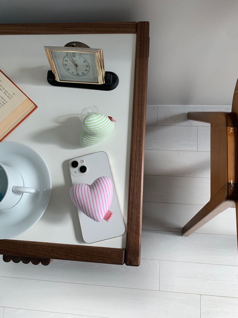 howie(ハウイ)の「sewing griptok_stripe ver.(Smartphone Accessories)」