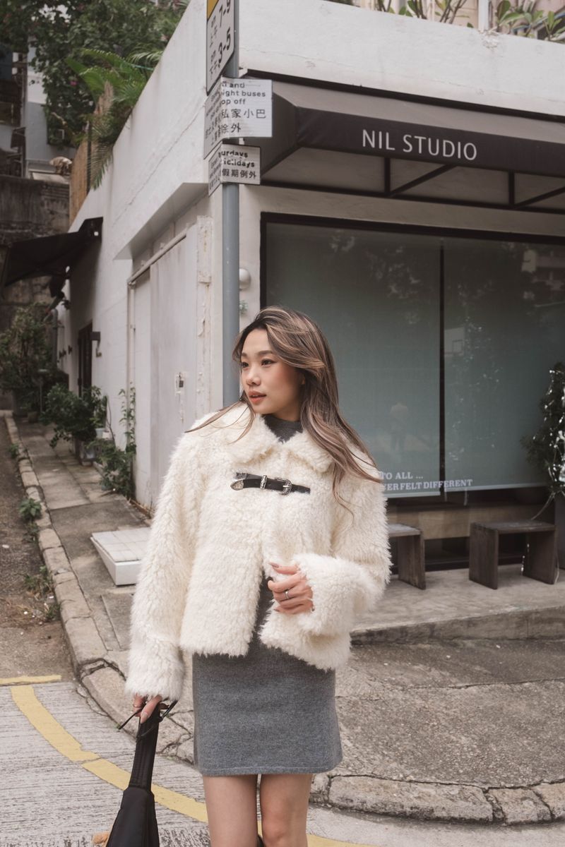 We Fell In Love In Reality（ウィ フェル イン ラブ イン リアリティ）の「Fuckle Up Fluffy Jacket - 2 colours（Jackets/Outerwear）」