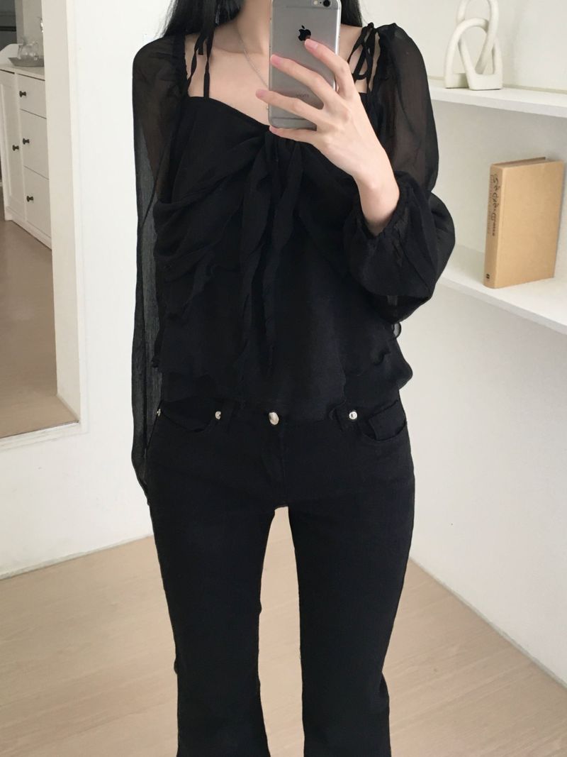 cheek ribbon blouse (2 colors)
