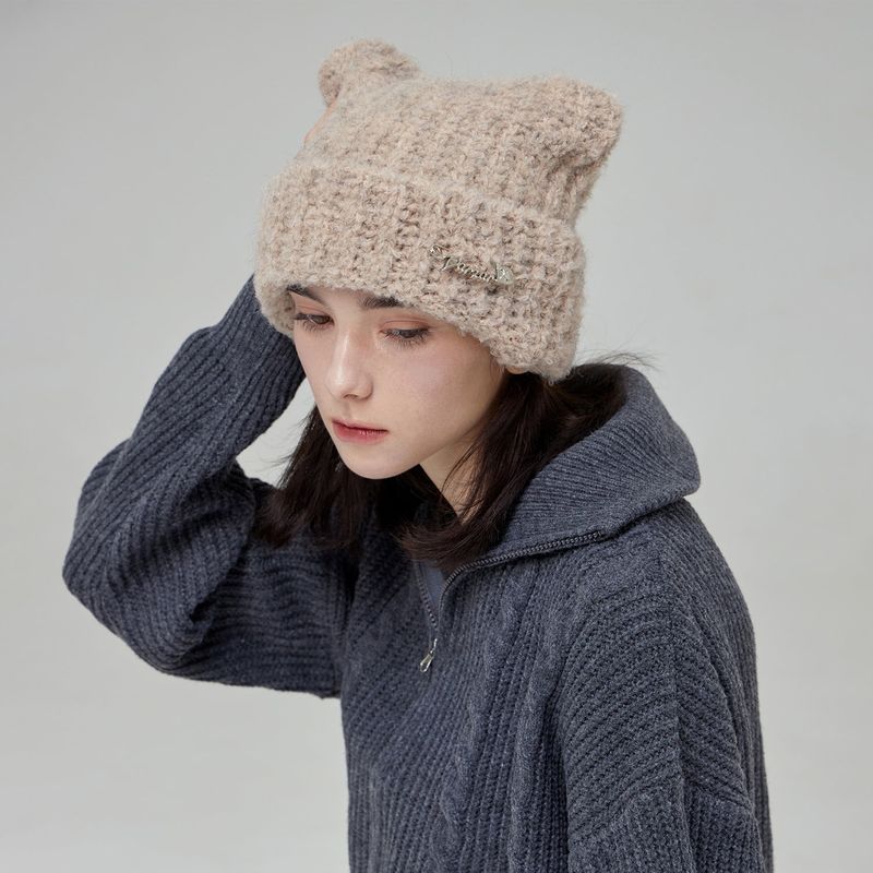 VARZAR Safety Pin Square Beanie / Beige
