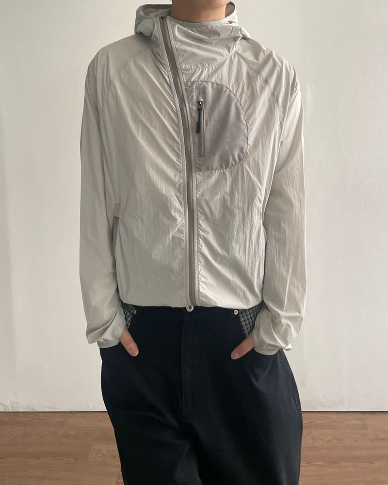 Air Hood Windbreaker