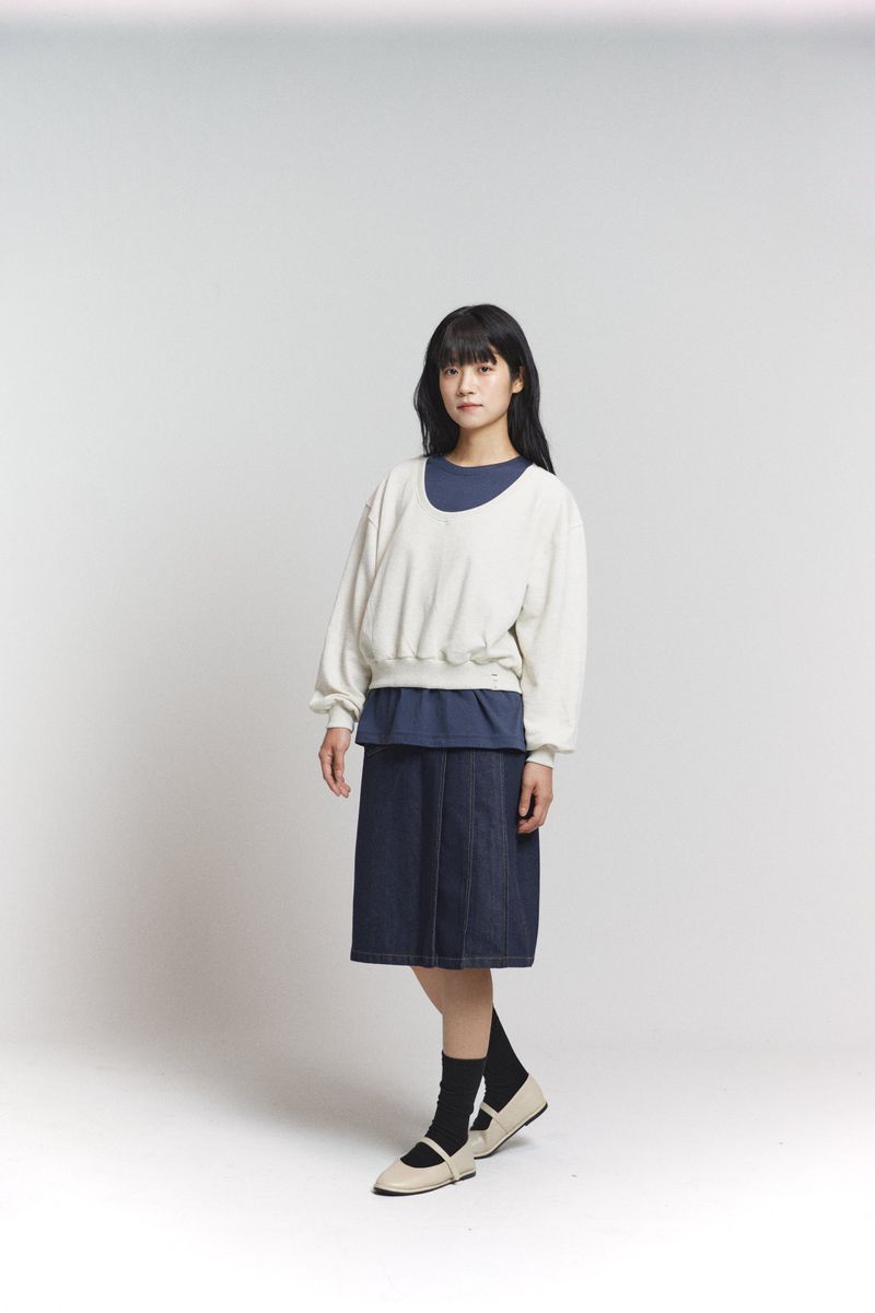 U-neck crop sweatshirt / Oatmeal