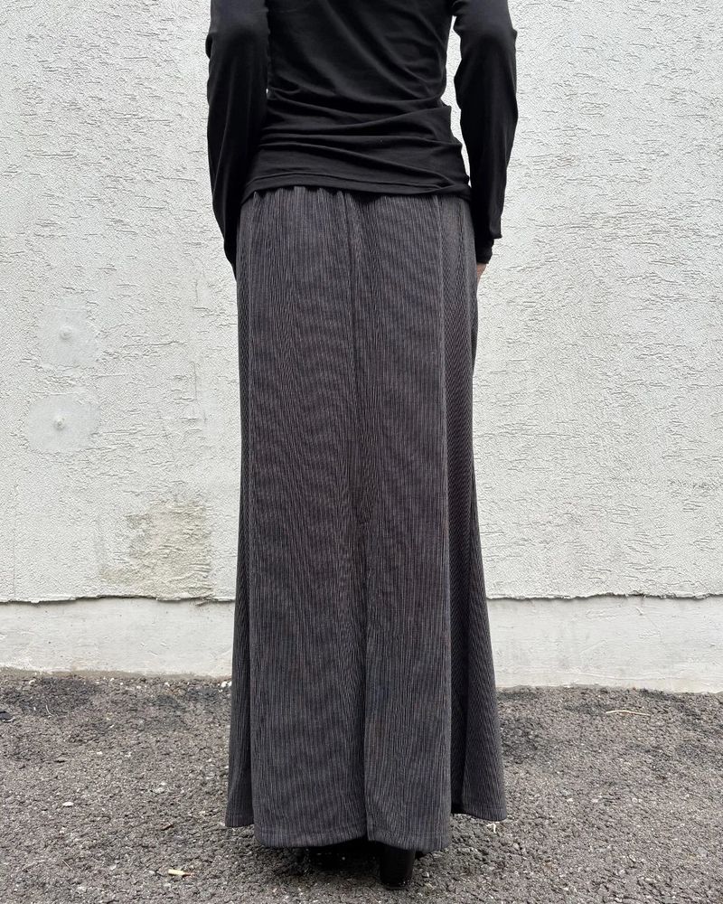 RAW EDGE LONG SKIRT (BLACK) WOMENS