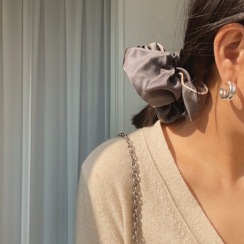 Isabelle Hoop Earrings