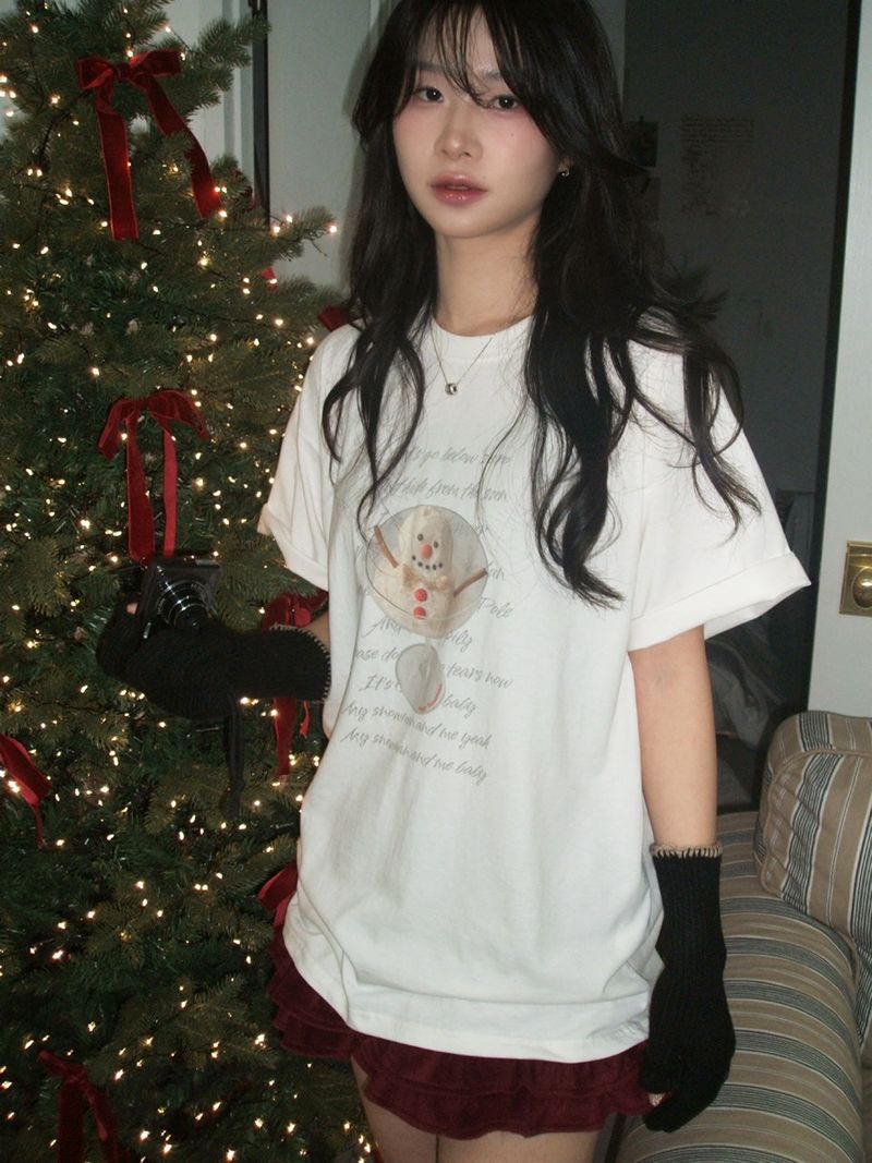 moroi(モロイ)の「Snowman short-sleeved T-shirt(Tops)」