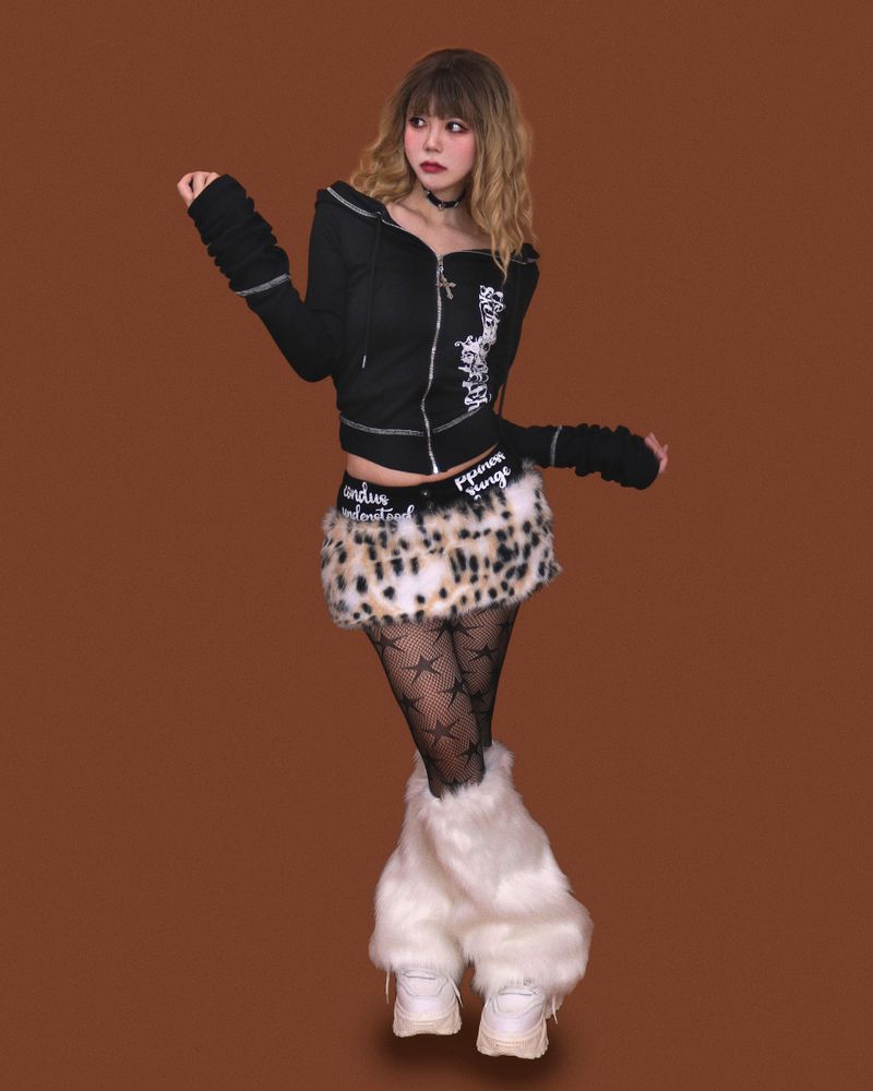 eco fur leopard skirt (속바지)