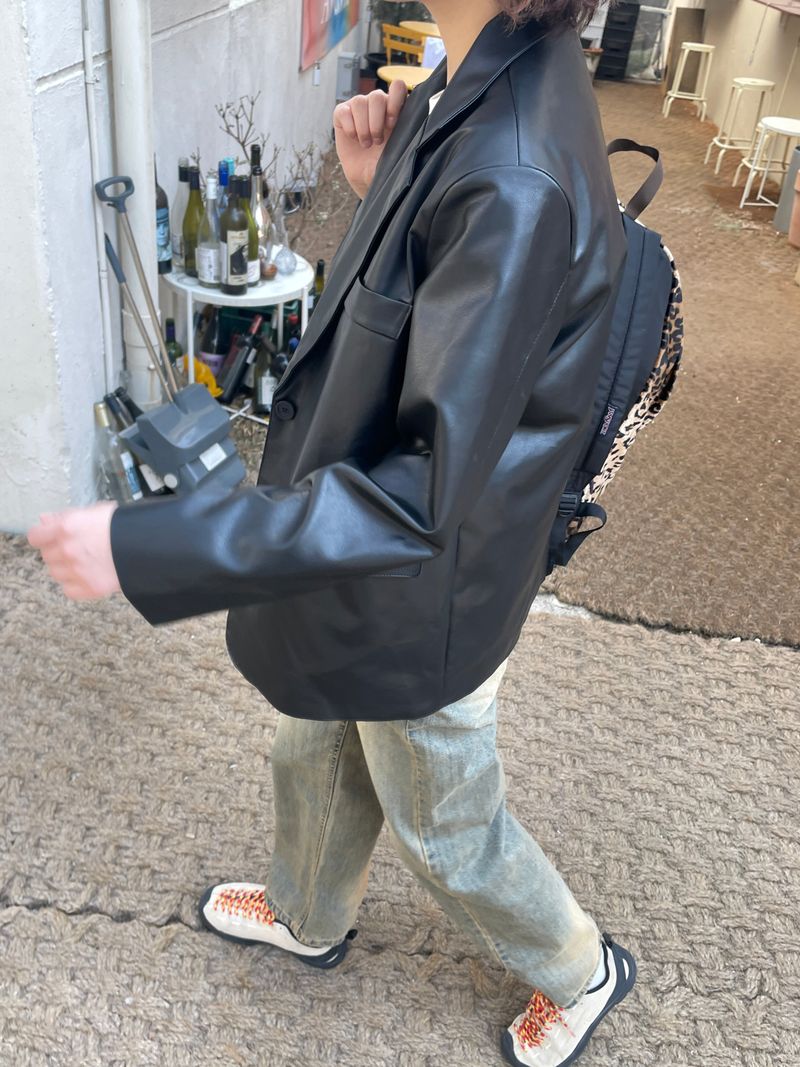 Noir leather jacket