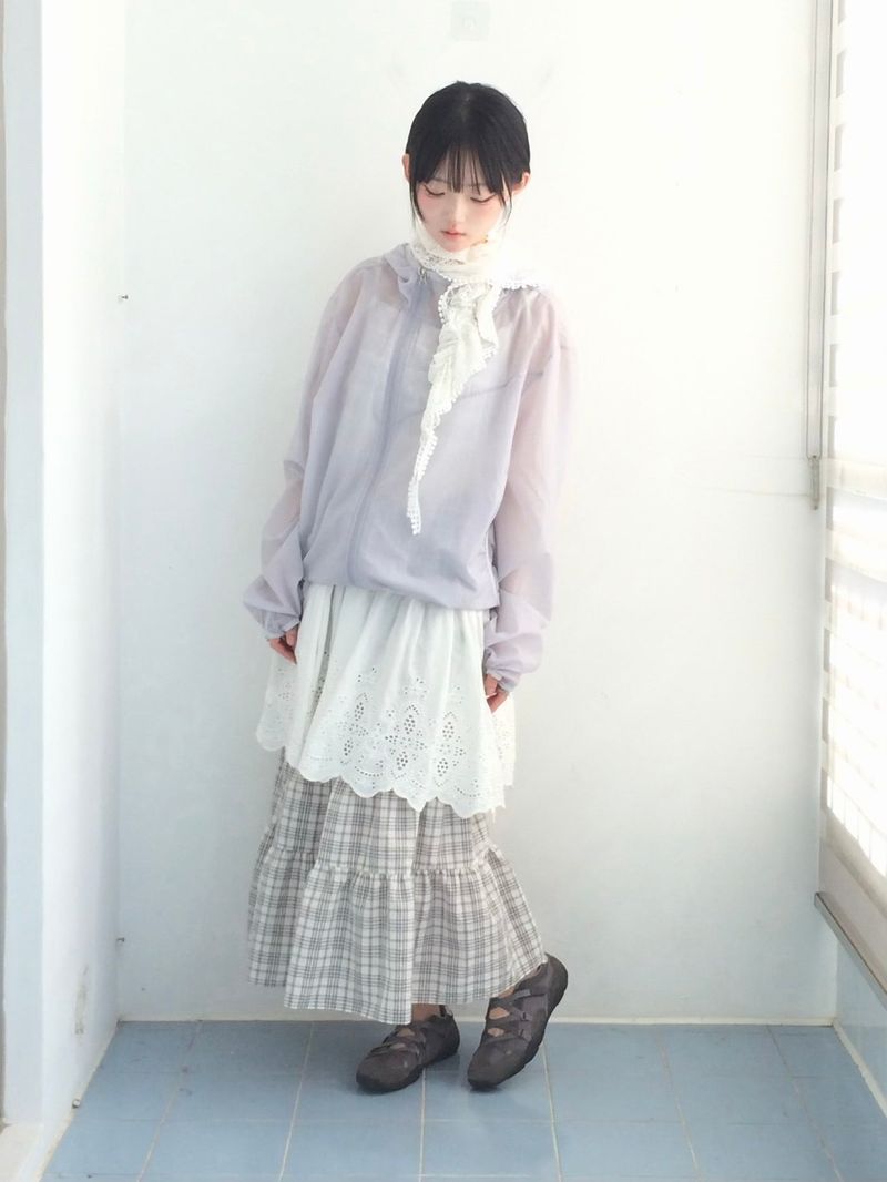 Light touch cropped hooded jacket