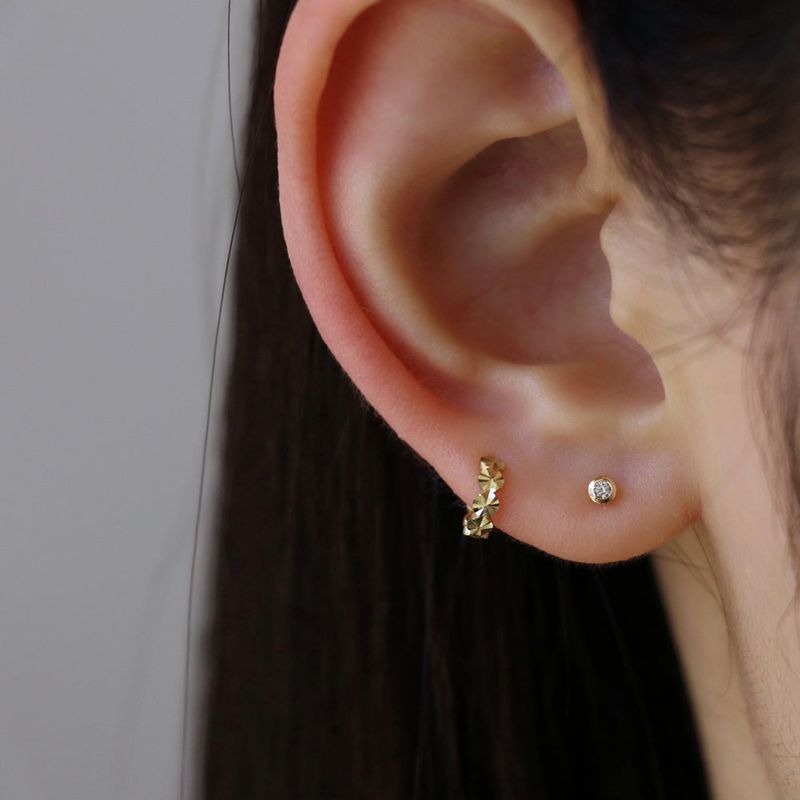 14K gold cognac diamond earring
