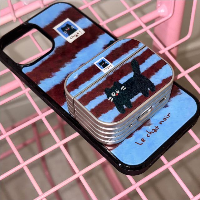 Nineteenfriday（ナインティーンフライデー）の「Fluffy Kitten Silver Airpods Case（Smartphone Accessories）」