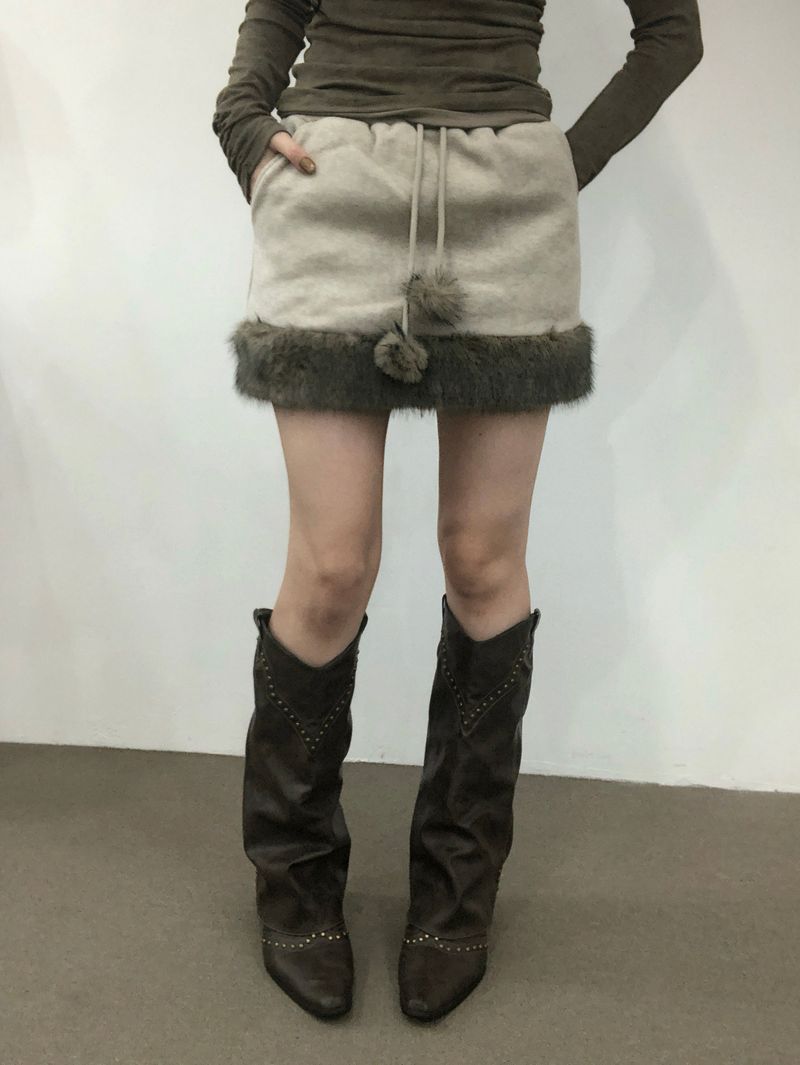 onthenextpage（オンザネクストページ）の「Soft Fur Brown Sweat Skirt（Skirts）」