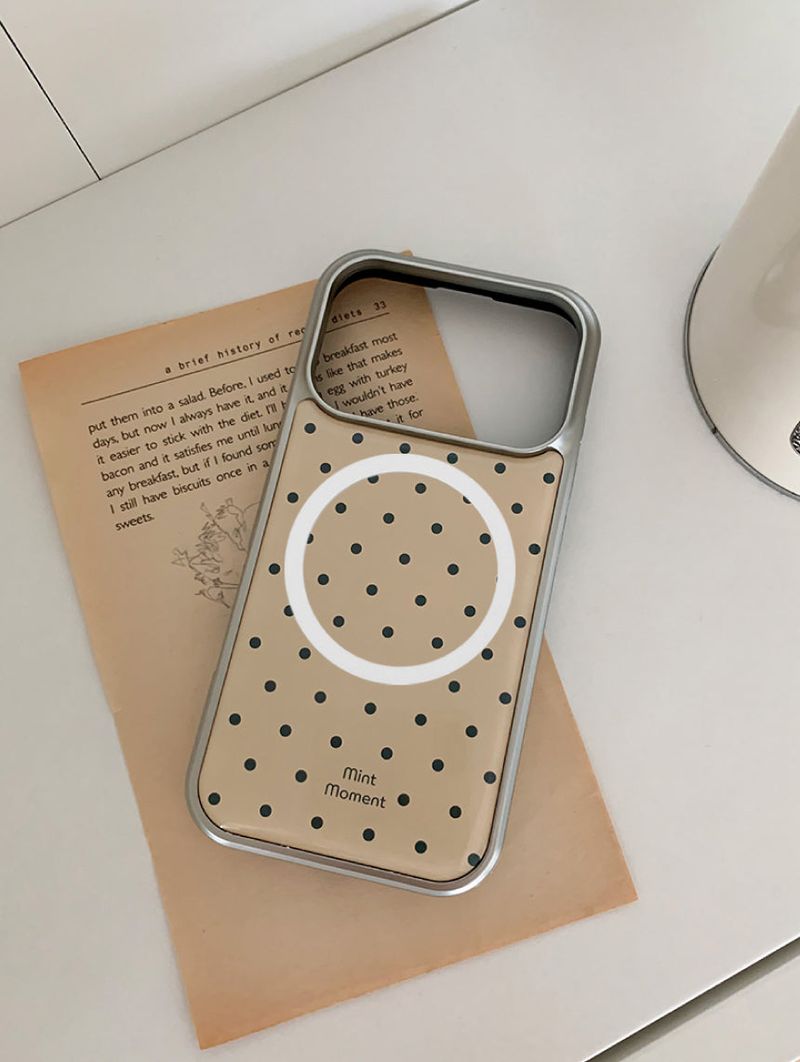 Mint Moment（ミントモーメント）の「[MADE]イエロードット エポキシ シルバー MagSafe対応 iPhoneケース（Smartphone Accessories）」