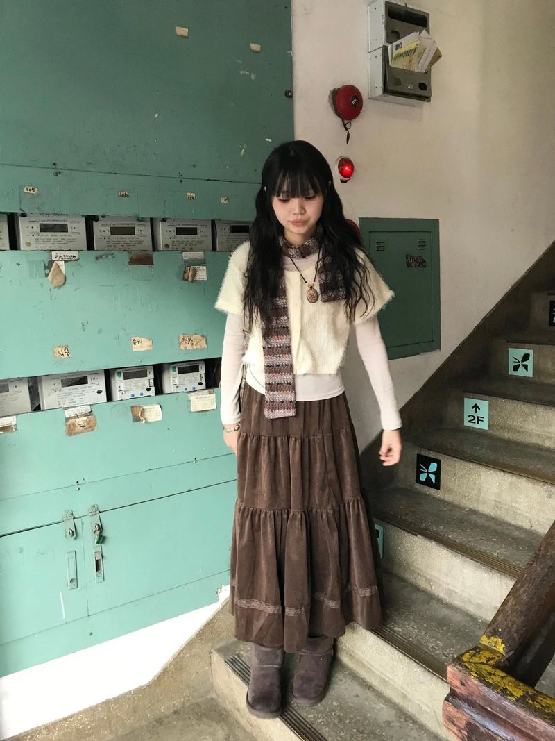 seki velvet long skir