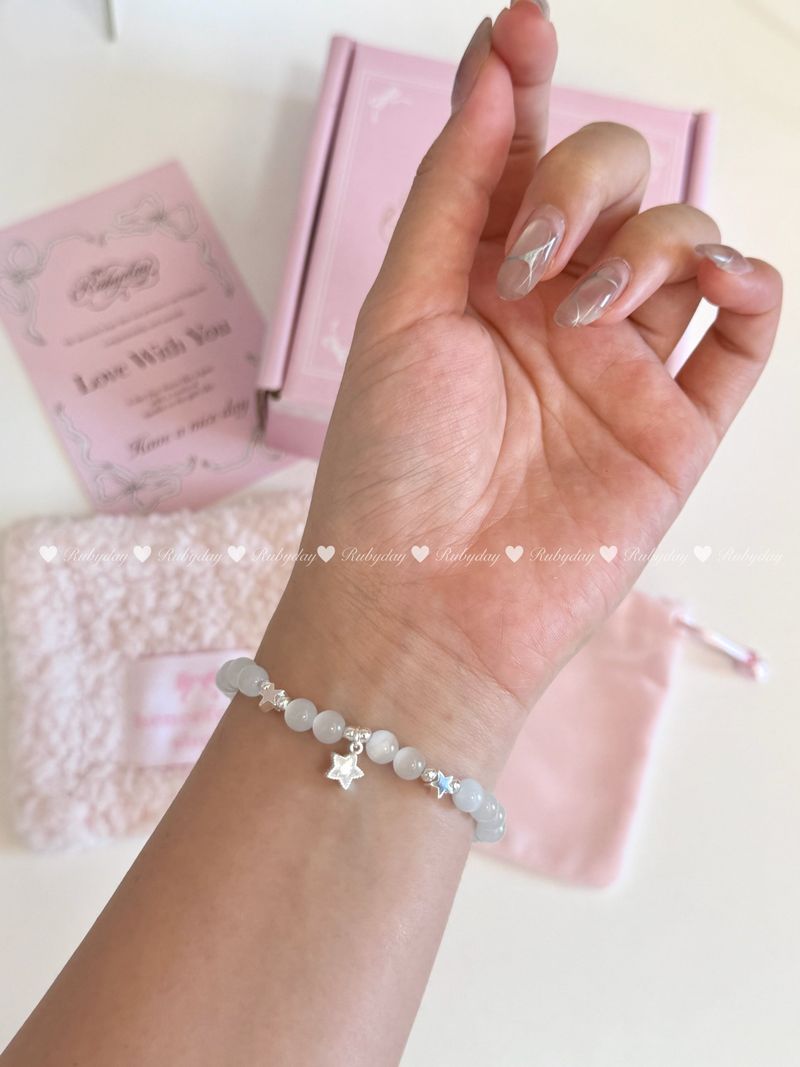 White Star Microglow Cat's Eye Stone Bracelet