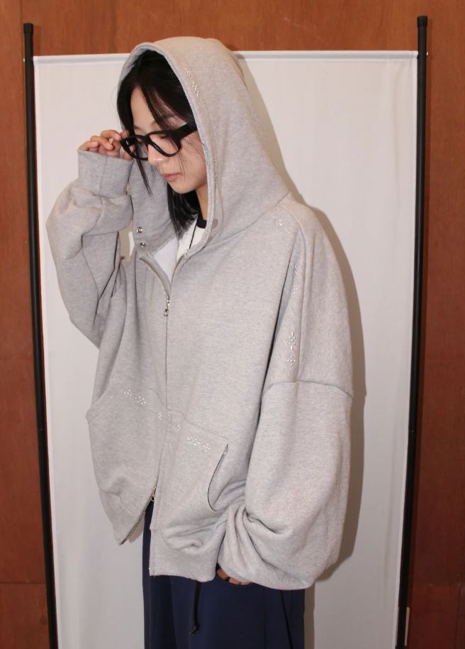 DOUBLE BUTTON STUD HOODIE