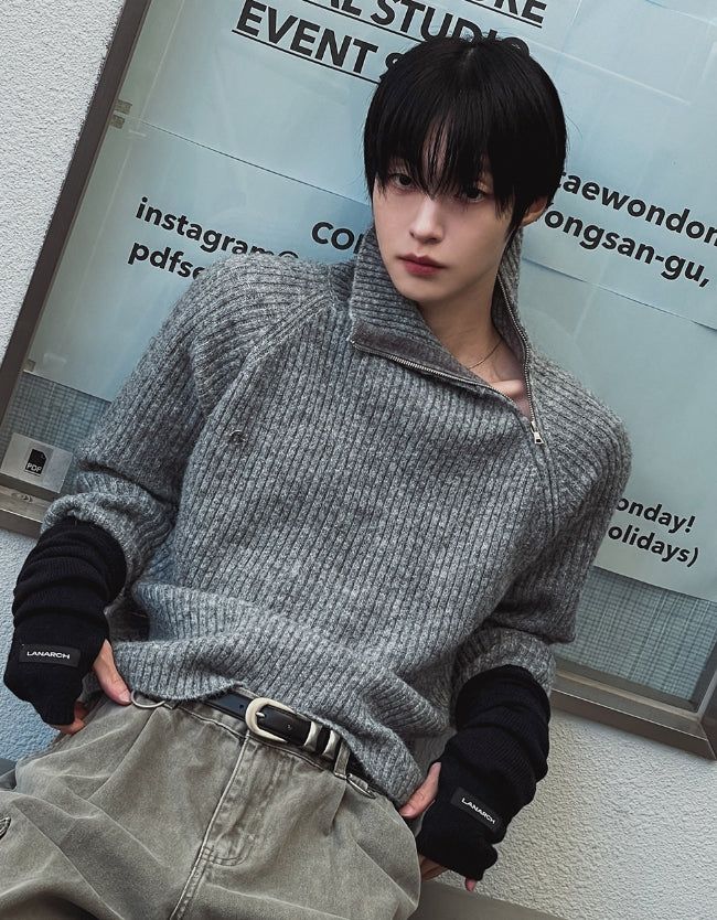 [LANARCH] Raven Knit Hand warmers