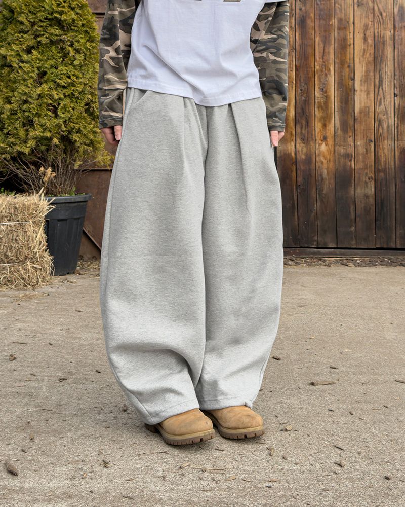 UA カモパッチワイドスウェットパンツ