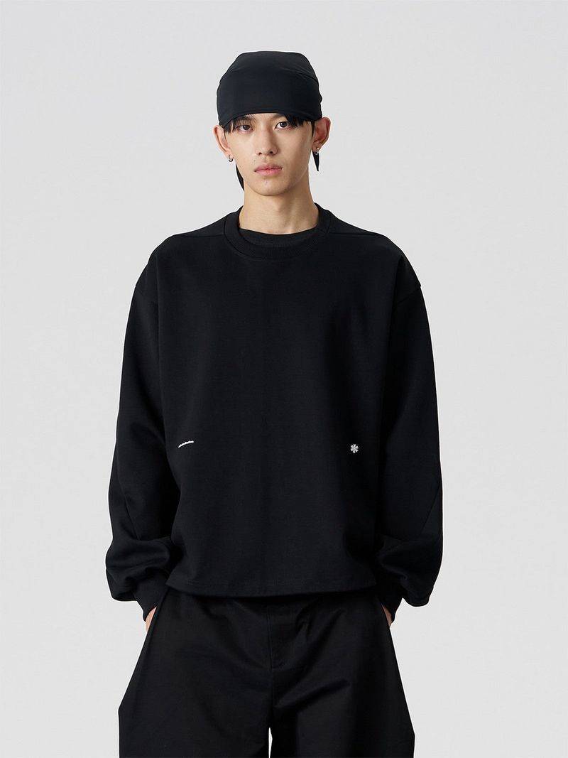 FMACM（エフエムエーシーエム）の「FMACM Twisted Sleeve Drawstring Crew Neck Sweatshirt（）」
