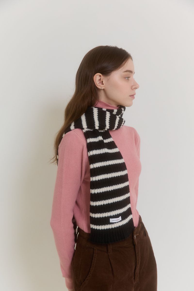 SNUGGY STRIPE MUFFLER