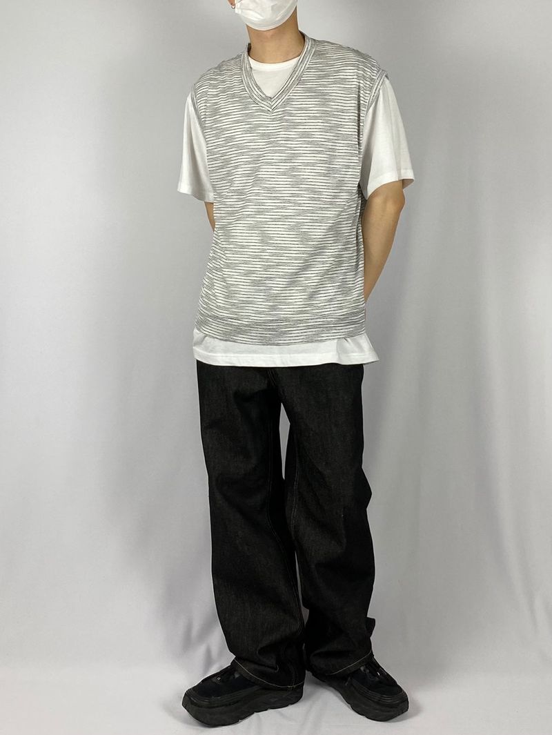 Boucle v neck layered vest