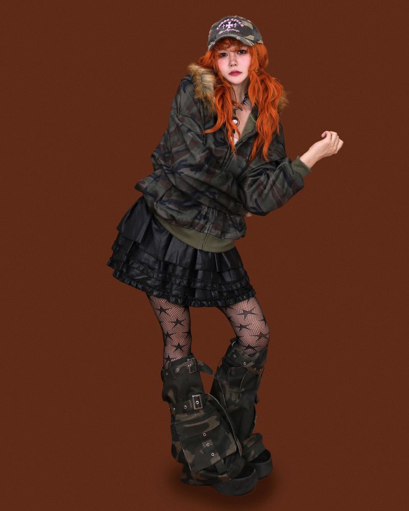 della leather kangkang skirt