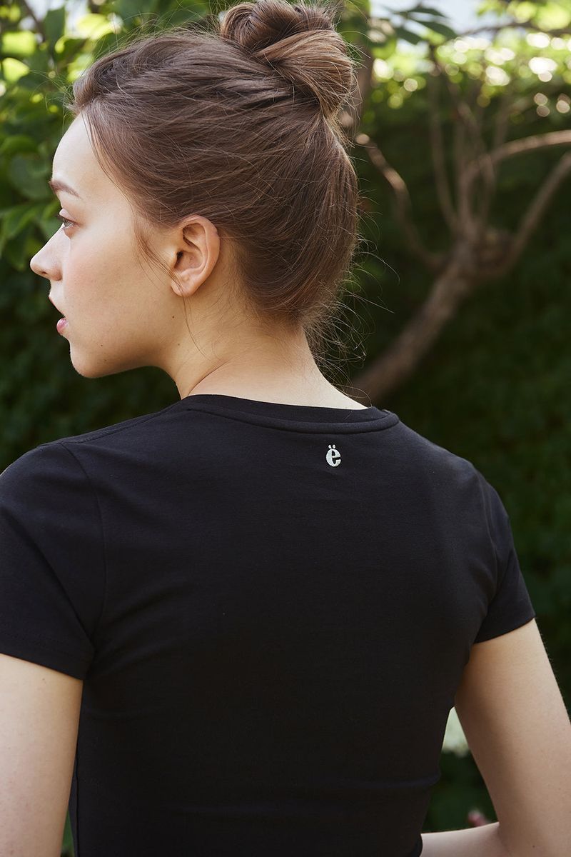 ROUND LOGO CROP T-SHIRTS_2COLORS