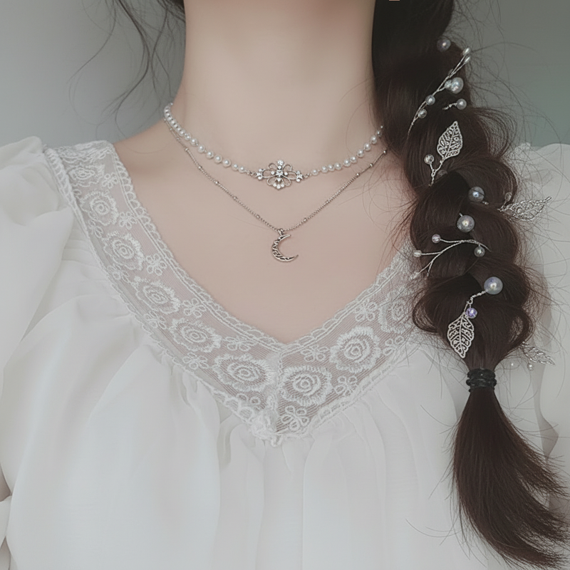 [Anti-tarnish] Art Nouveau Moon - necklace ('Nevertheless Yang Hyeji, Kep1er Hikaru Necklace)