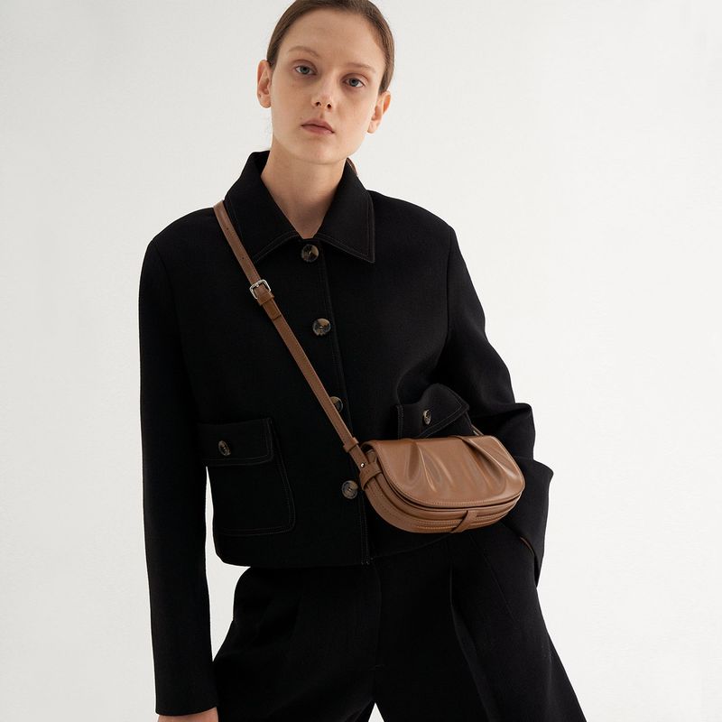 MUNIER（ミュニエ）の「PLEATS FLAP BAG MINI_MILK BROWN（Bags）」