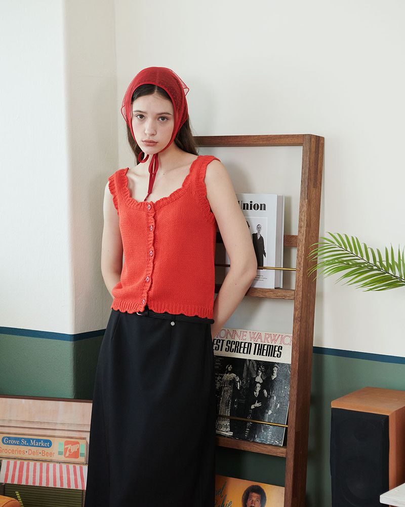 HEART SCALLOPED KNITTED TOP [RED]