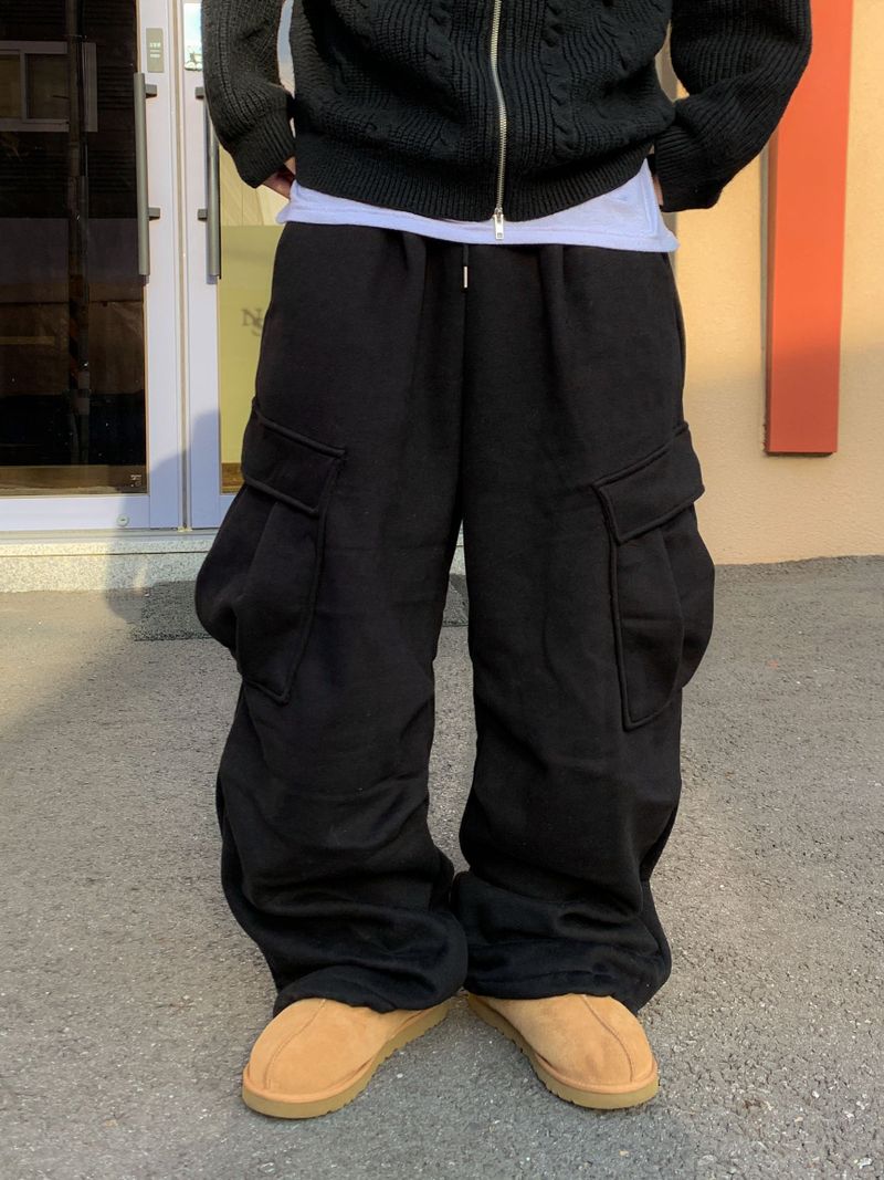 WHAT A LOOK(ワット ア ルック)の「Double brushed big pocket balloon pants(Pants)」