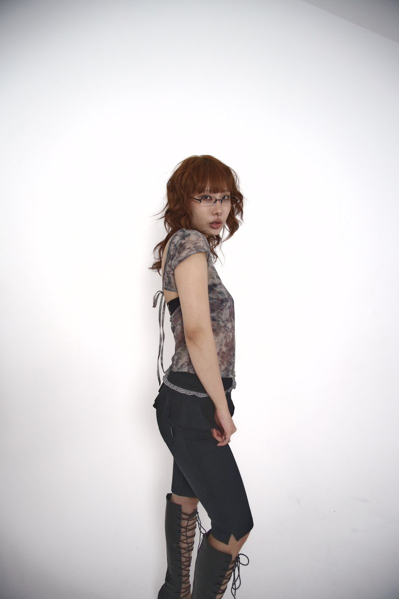 back open capsleeve tee_grey