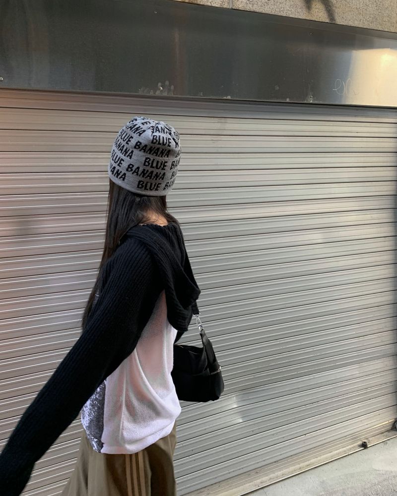 Blue banana beanie