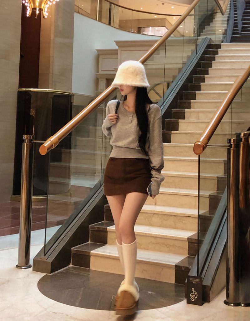 [BELLIDE MADE] Soft button long-sleeve knitwear