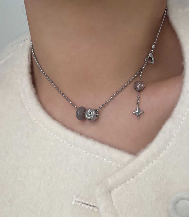 Acer rojo(アセルロジョ)の「yio Gray gemstone heart Rondell star Surgical two way y Beads Bold Choker Short Layered Necklace(Accessories)」