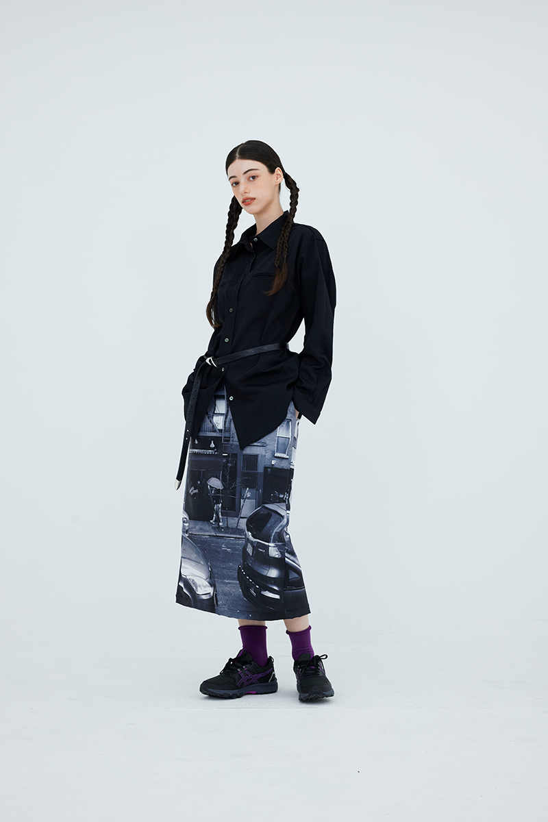 KOOKEESEE(クキシ)の「뉴욕소호 포토 프린팅 스커트 (흑백)(Skirts)」