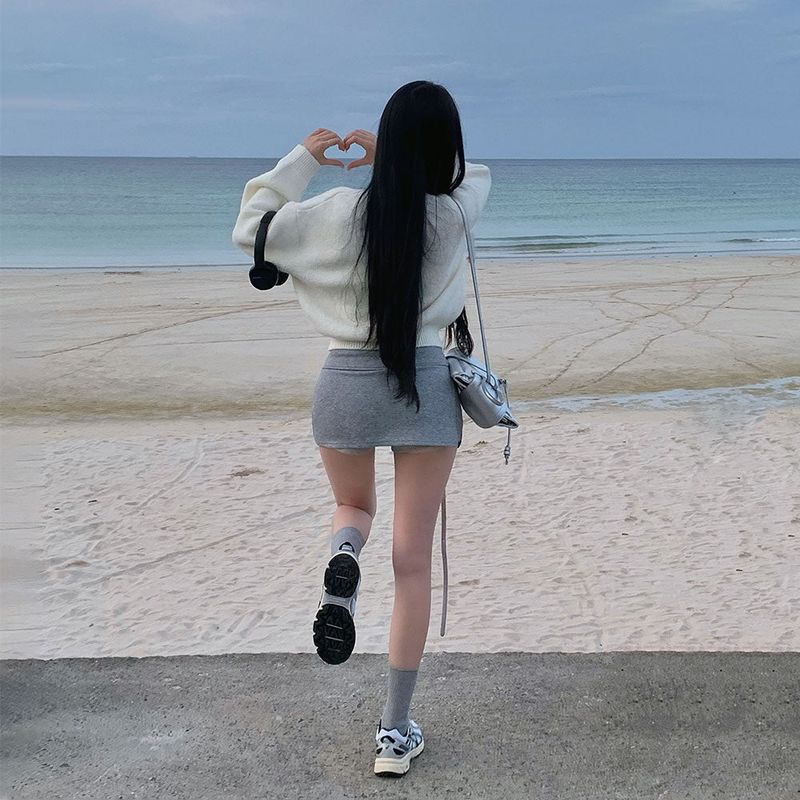 [BELLIDE MADE] Heartbeat, Basic Round Knitwear