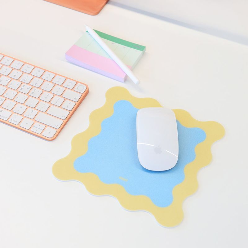morl（モル）の「ウェーブマウスパッド（スマホグッズ/小物）」