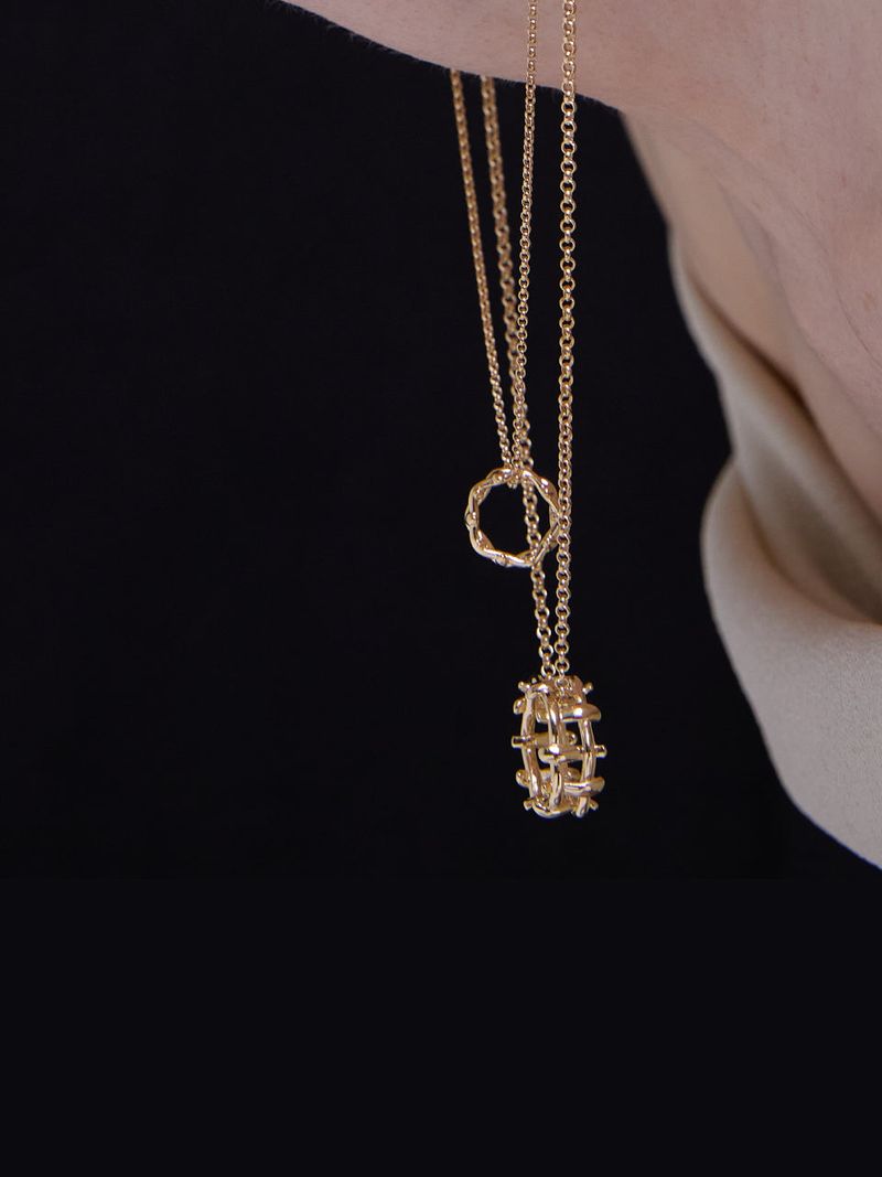 BONAFIDE JEWELRY(ボナファイドジュエリー)の「マルチハッシュタグ スモールネックレス (ゴールド)(アクセサリー)」