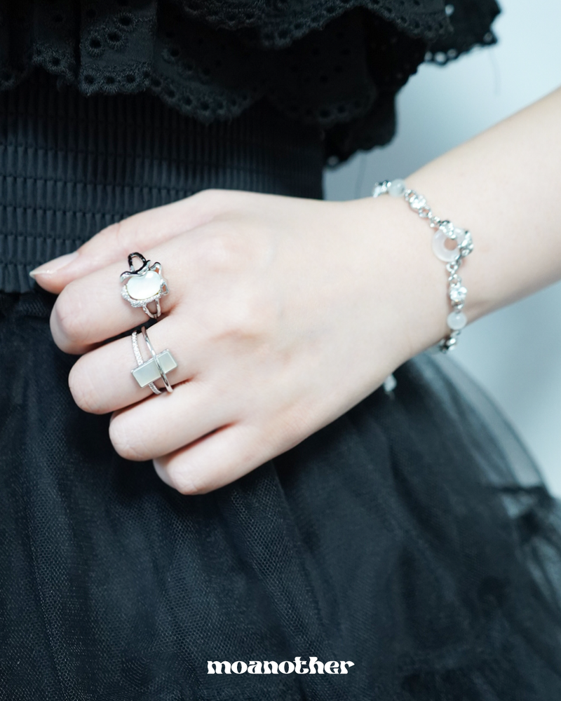 moanother（モノアザー）の「Oriental Cubic Round Square Open Ring（Accessories）」