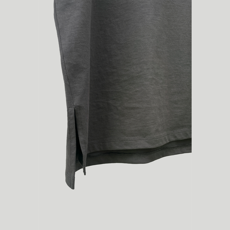 SLIP NECK OVERLOCKED TEE