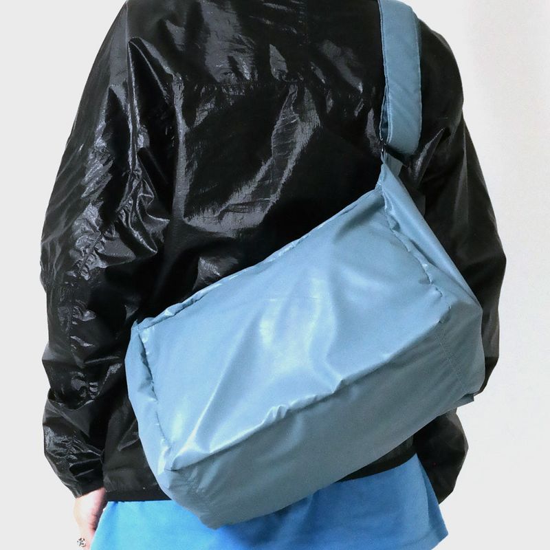 meetmetmeet(ミートメットミート)の「ディポット blue(バッグ)」