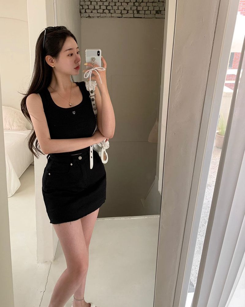 [BELLIDE MADE] HEART PENDANT RIB CAMISOLE