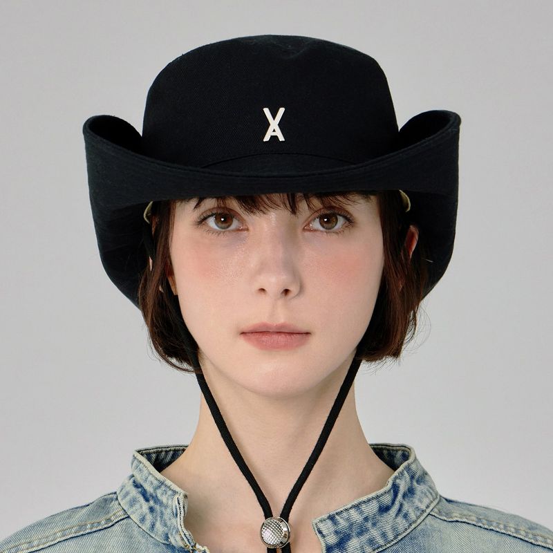 VARZAR（バザール）の「VA Stud Safari Bucket Hat  / Black（Hats）」