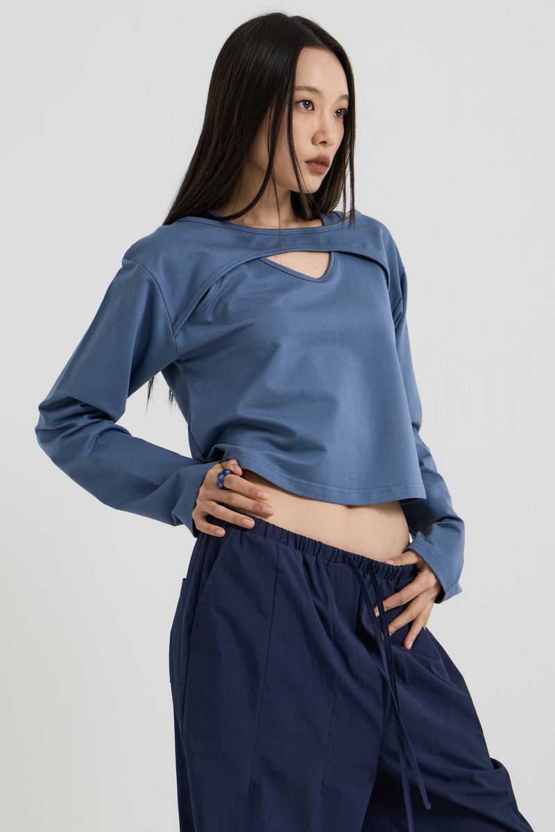vadefy(ベイディフィー)の「Cotton Layered Long Sleeve T-Shirt, Navy(Tops)」