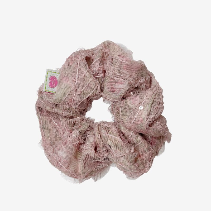 atta(アッタ)の「ドロウンド イン シークレッツ シュシュ Ver.2 (Foggy Pink)(ヘアアクセサリー)」