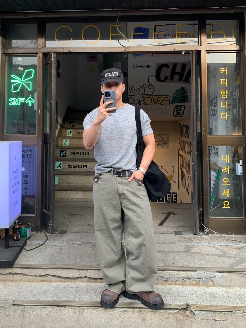sobaq（ソバック）の「Caccion Leather Color Matching Pants（Pants）」